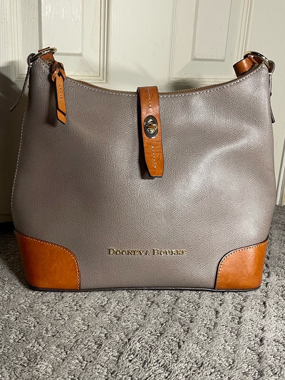 Vintage Dooney & Bourke Gray Leather Hobo shoulder bag